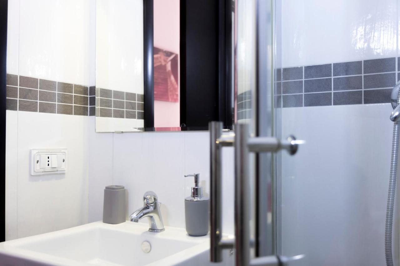 Megaride Santa Lucia Bed & Breakfast Napoli Exterior foto