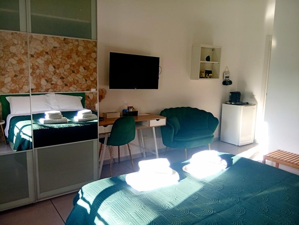 Megaride Santa Lucia Bed & Breakfast Napoli Exterior foto