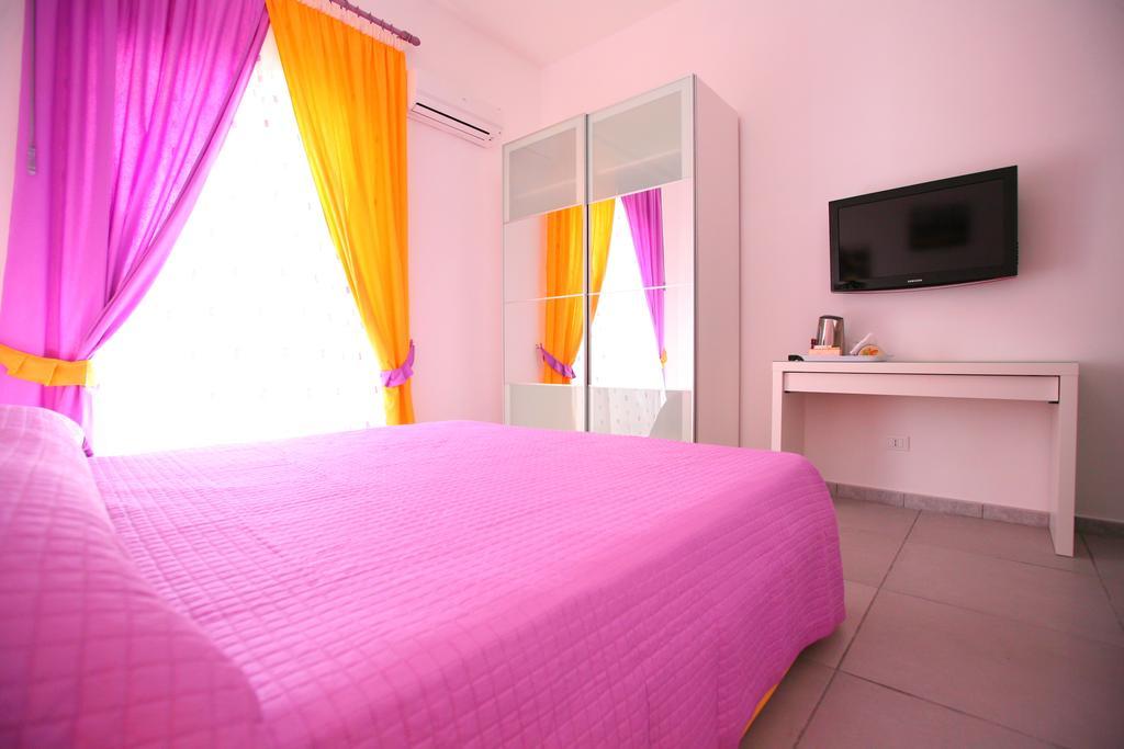 Megaride Santa Lucia Bed & Breakfast Napoli Exterior foto