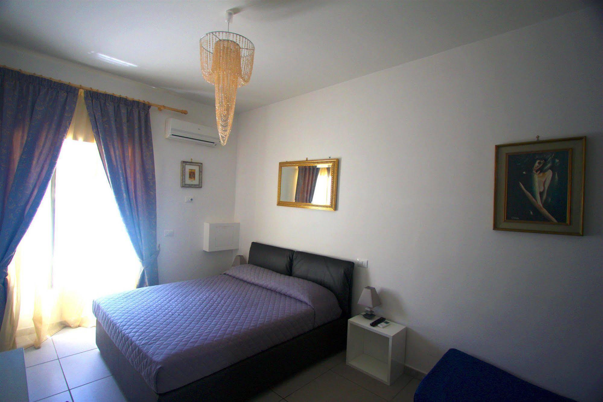 Megaride Santa Lucia Bed & Breakfast Napoli Exterior foto